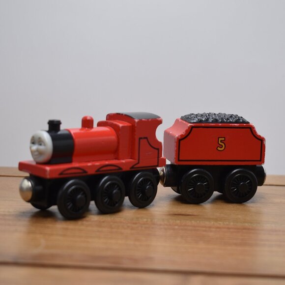 2000 James No Stripe - Learning Curve Thomas & Friends Wooden Railway Train Tank - Picture 1 of 9